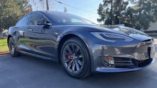 TESLA MODEL S 2018 5YJSA1E49JF287672 image